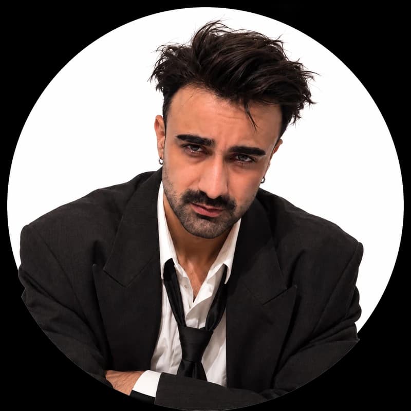 Tunç Önyay, Kurucu · Kreatif Direktör, Lørrdag